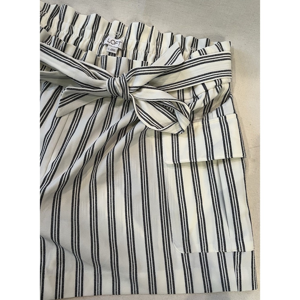LOFT Striped Paperbag Tie Front Shorts NWT High Rise Size Large